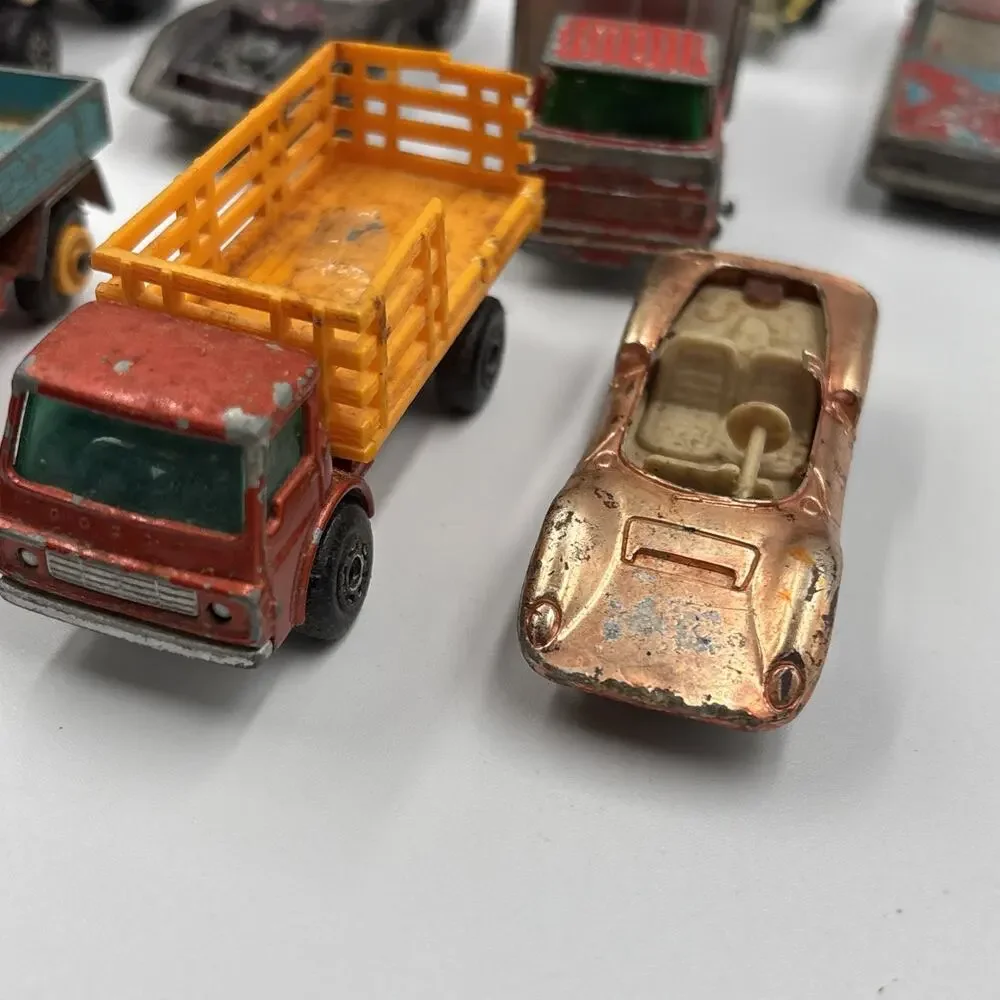 Vintage Mixed Lot Matchboxes Hot Wheels Diecast Vehicles